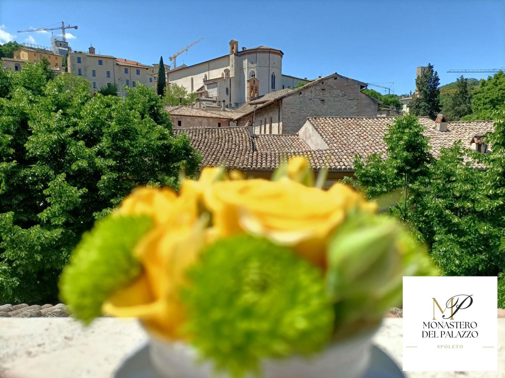 Monastero Del Palazzo Casa Vacanze スポレート エクステリア 写真